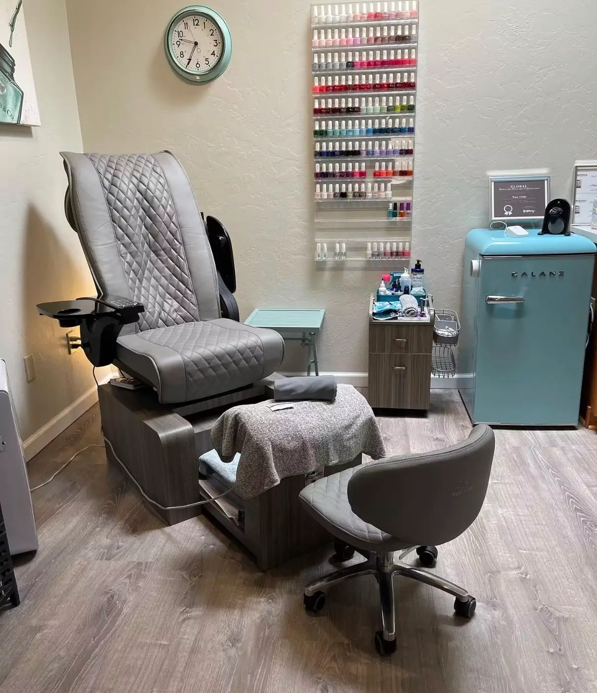 Graduate salon photo